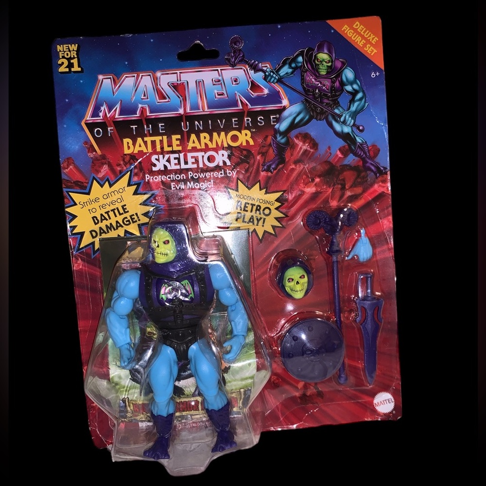 New 2021 MOTU Battle Armor Skeletor Deluxe Figure Set Retro Play from Mattel